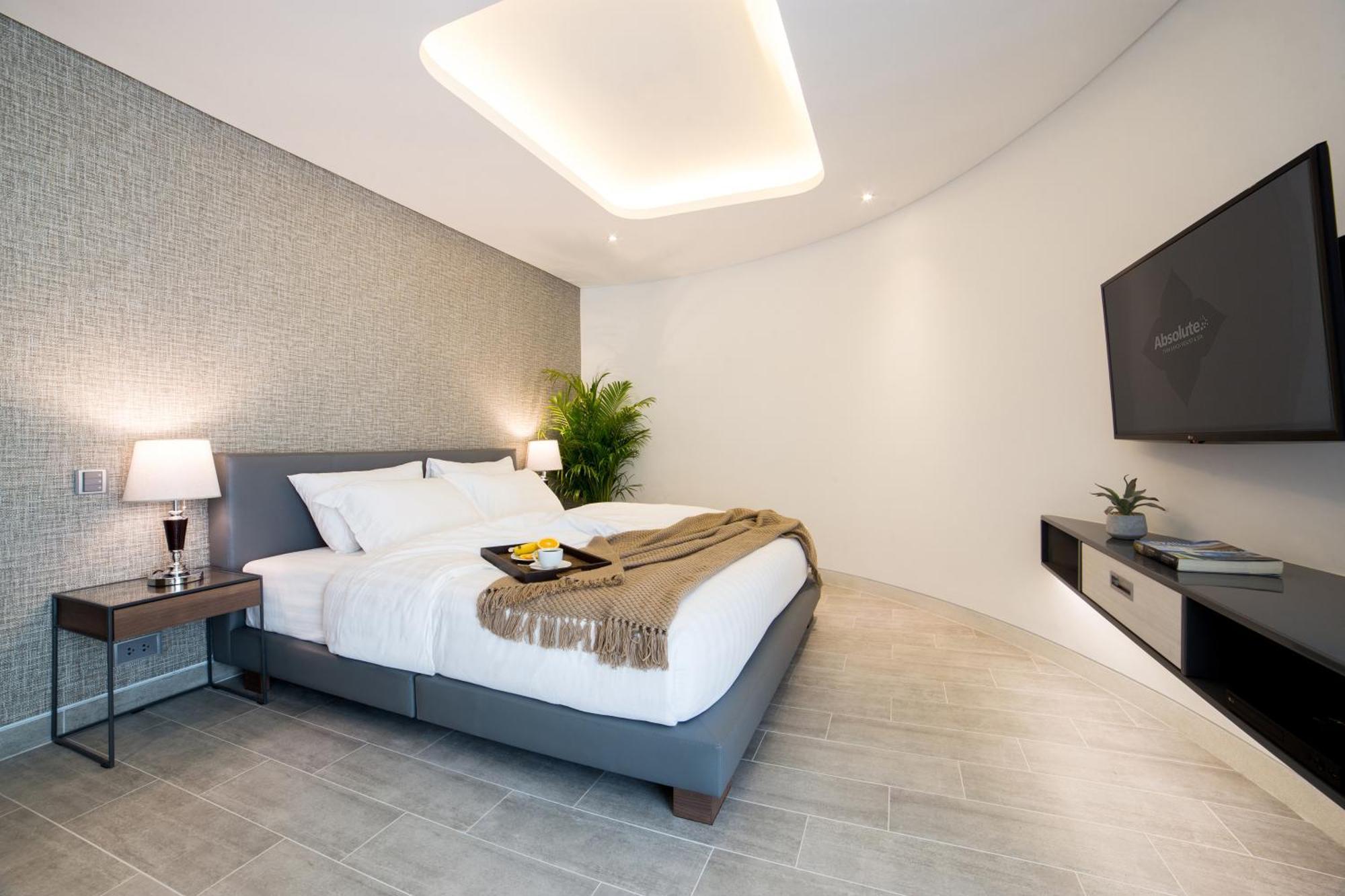 Lets Phuket Twin Sands Resort & Spa Patong Exteriör bild